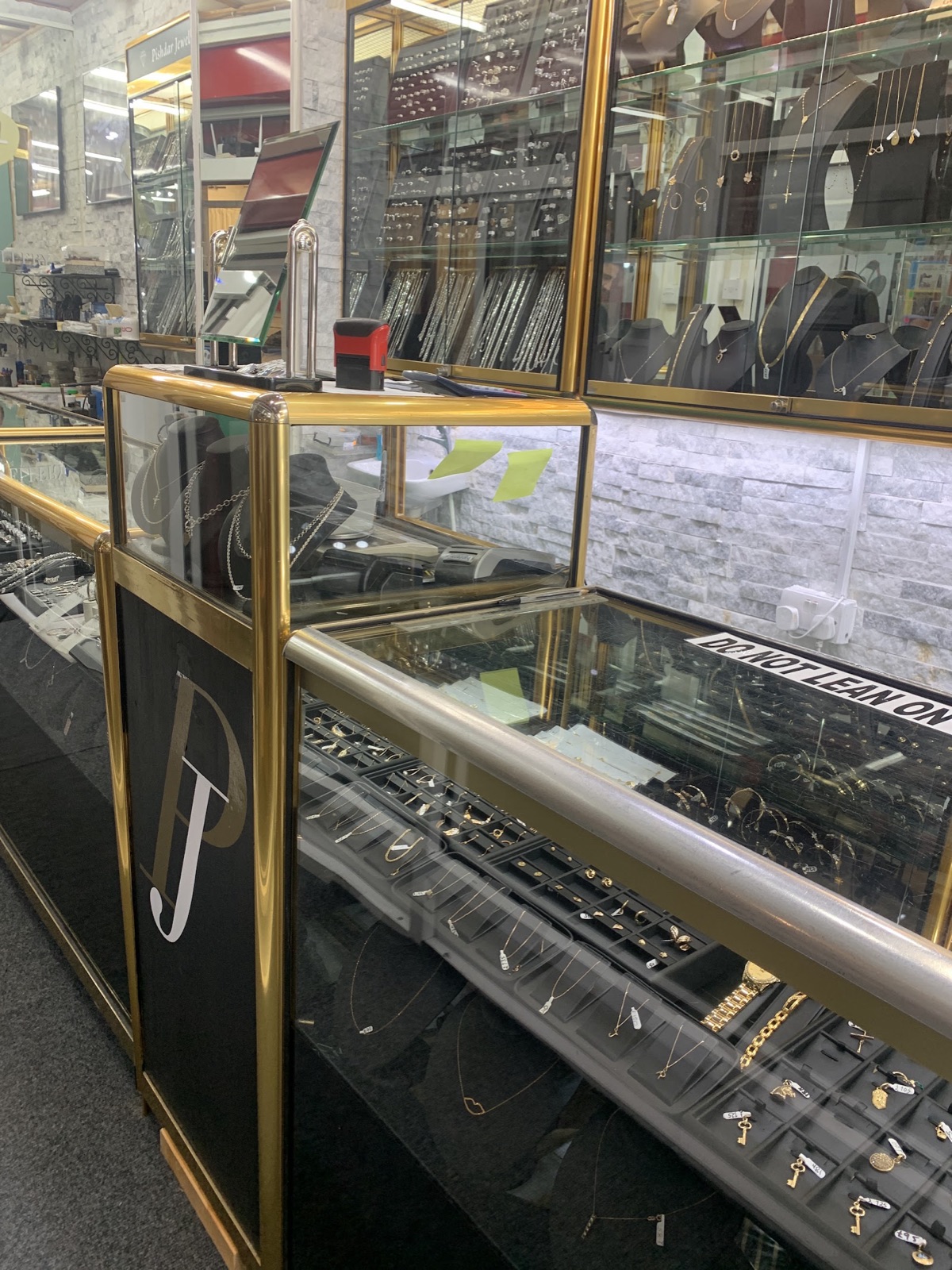 Pishdar Jewellery in Camberwell London